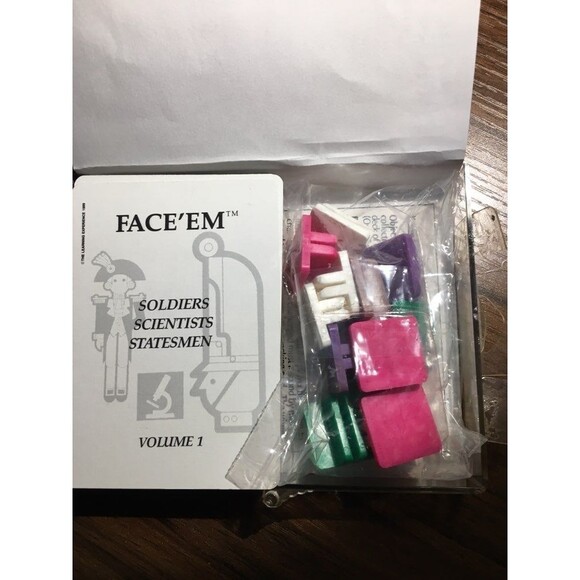 FAMOUS DEAD DUDES TRADING CARDS - Picture 3 of 3